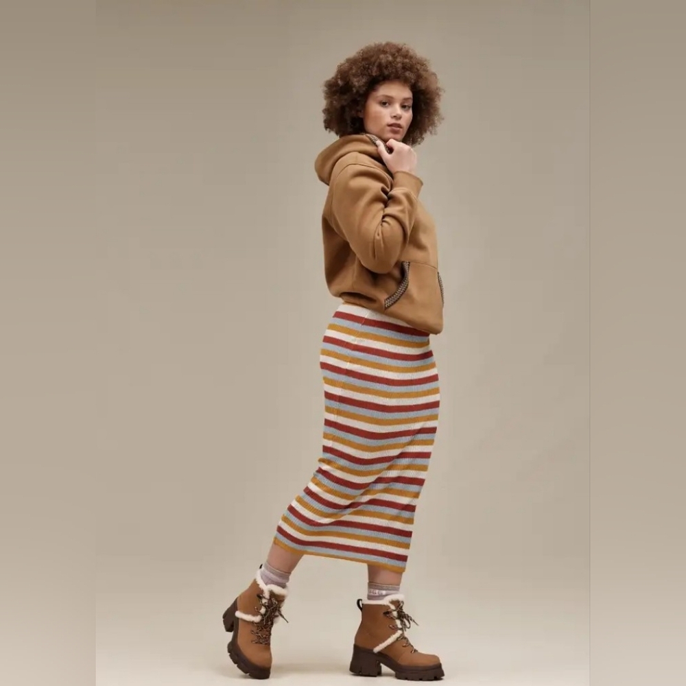 UGG Brooklyn Water Resistant Hiker Boot - Picture 13 of 13